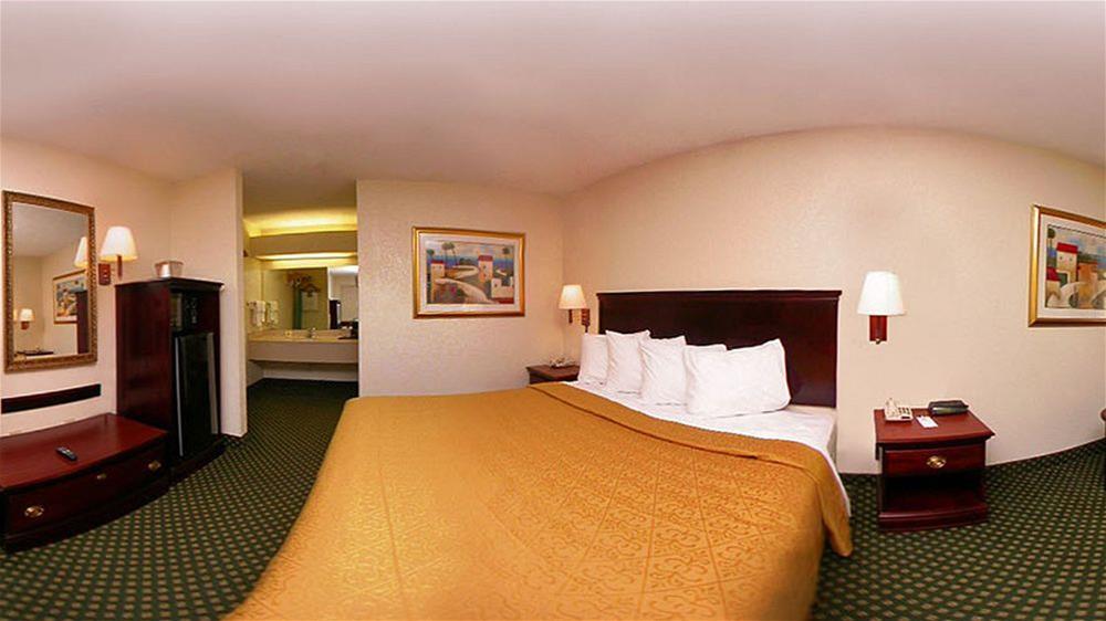 Econo Lodge Inn & Suites Филадельфия Экстерьер фото