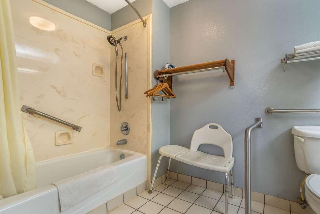 Econo Lodge Inn & Suites Филадельфия Номер фото