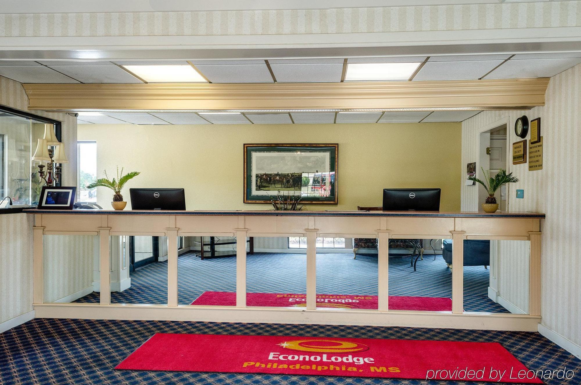 Econo Lodge Inn & Suites Филадельфия Экстерьер фото